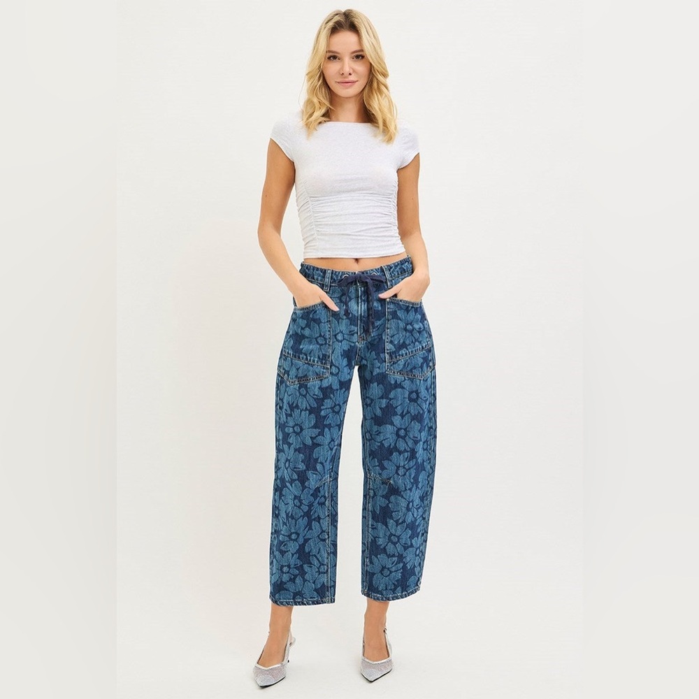 Floral Print Slouchy Cropped Barrel Jeans with Drawstring - Risen